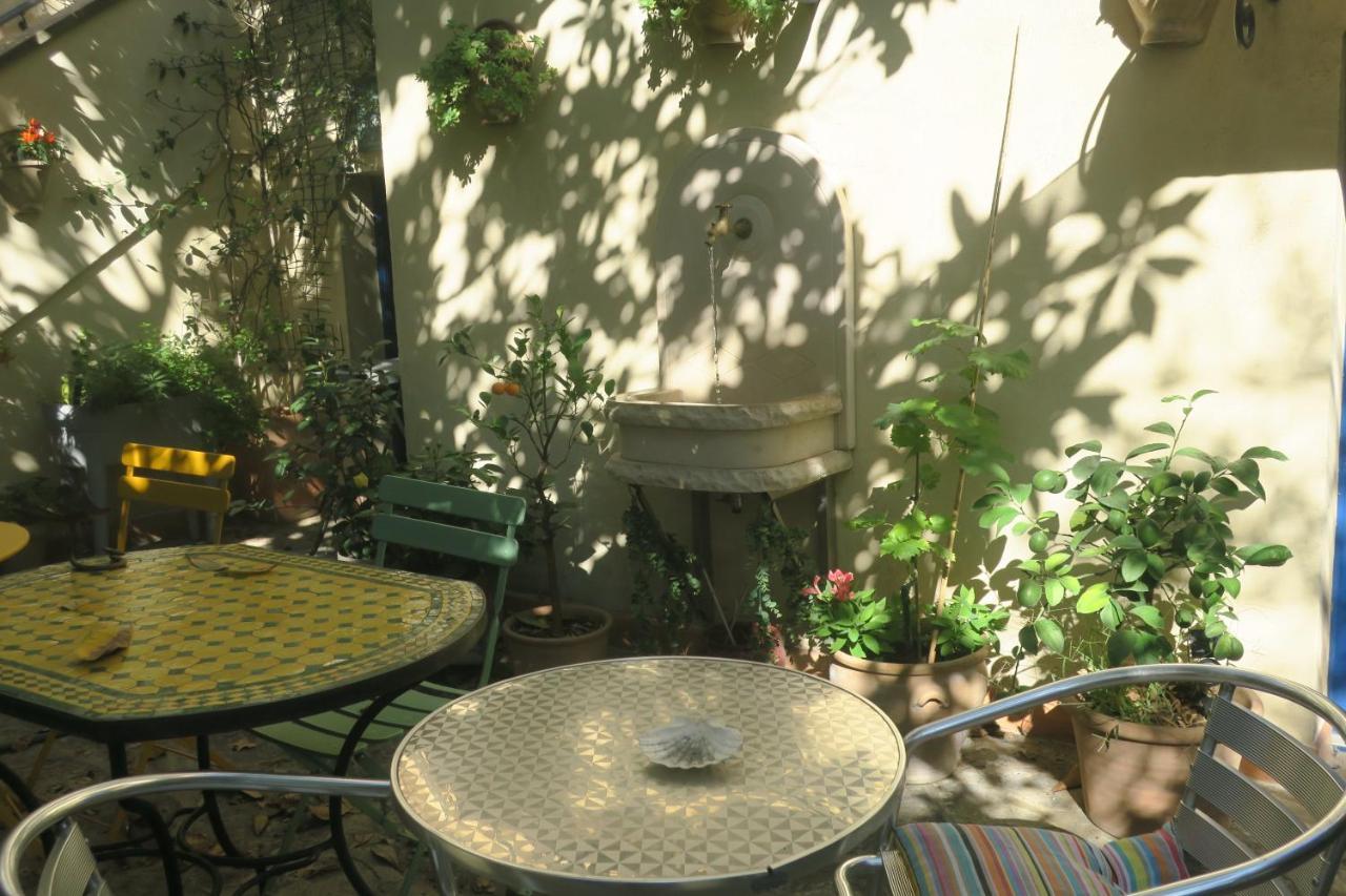 Tombe La Nefle Bed & Breakfast Avignon Ngoại thất bức ảnh