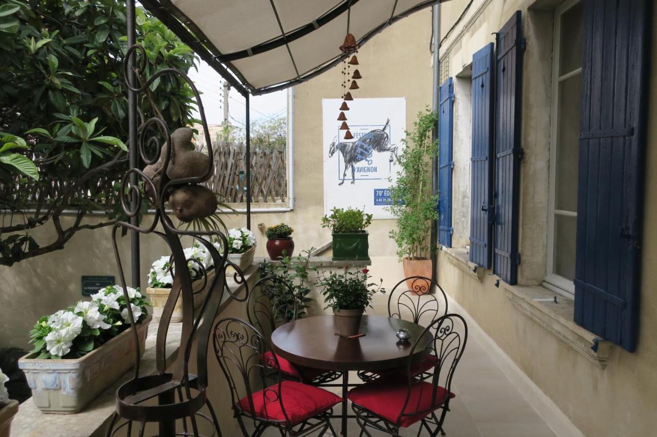 Tombe La Nefle Bed & Breakfast Avignon Ngoại thất bức ảnh